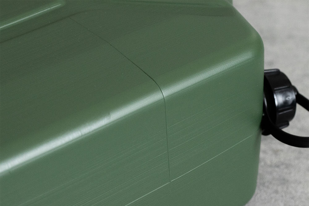 チェコ ジェリ缶 プラスティック 10L ポリタン