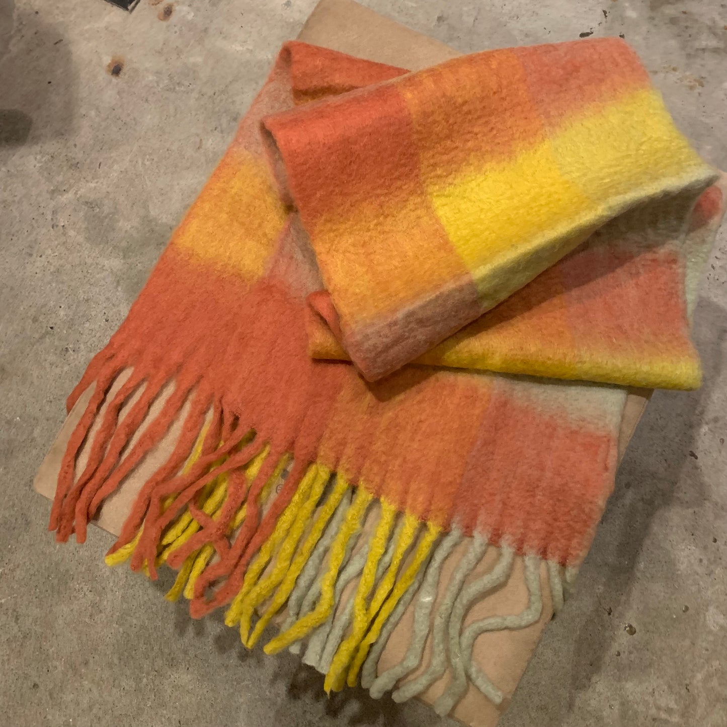 HB 男女兼用 ふわふわ フリンジ マフラー ストール  全11柄