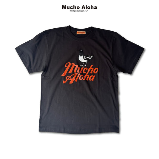 MUCHO ALOHA (ムチョアロハ) CLASSIC LOGO プリント S/S Tシャツ スミクロ MAT-008