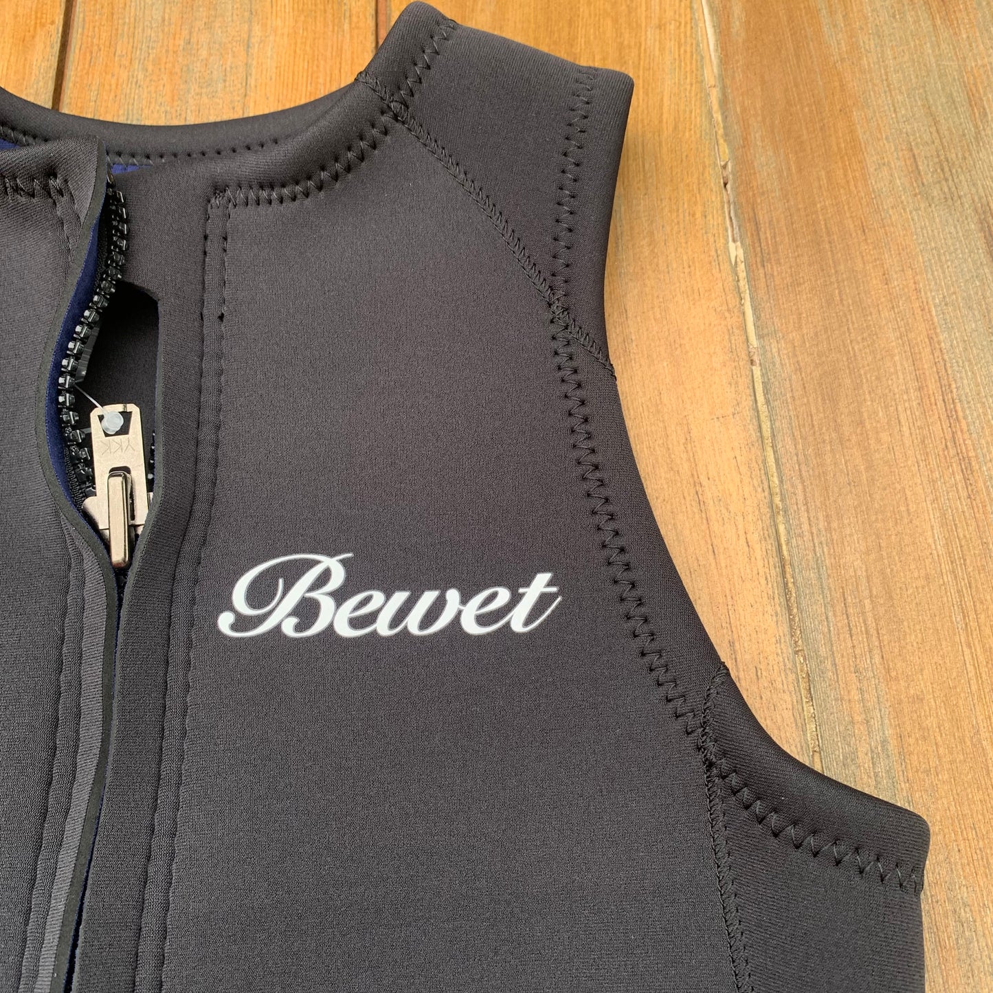 BEWET【ビーウェット】 ACOUSTIC 前ファスナーベスト ウェットスーツ