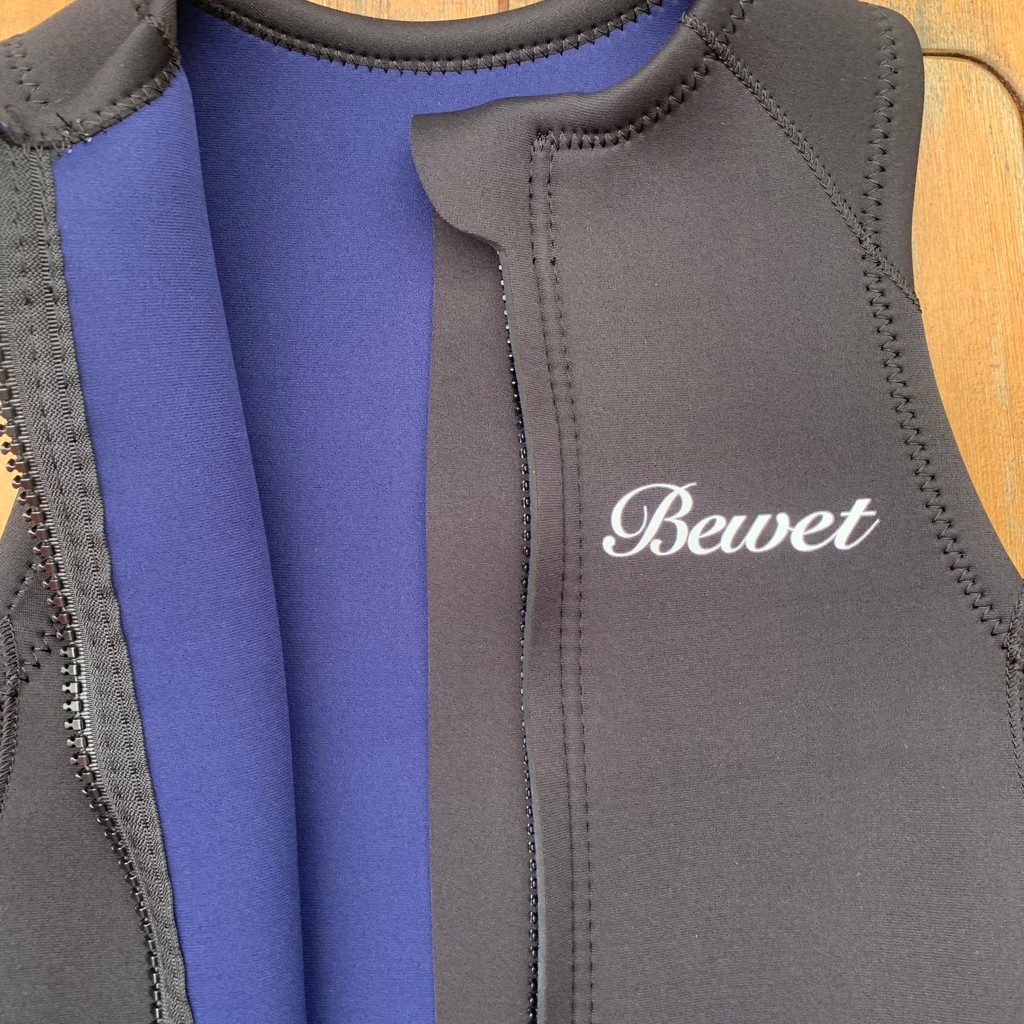 BEWET【ビーウェット】 ACOUSTIC 前ファスナーベスト ウェットスーツ