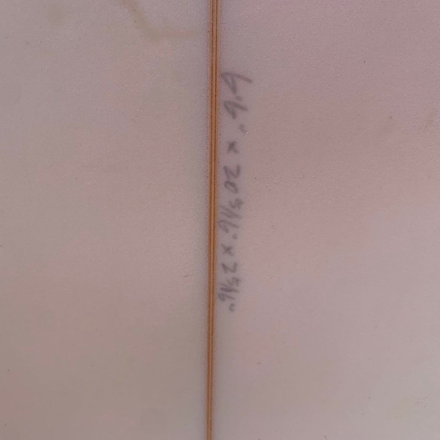 午前,1日サーフボードレンタル 6'6" ミッドレングストライフィン