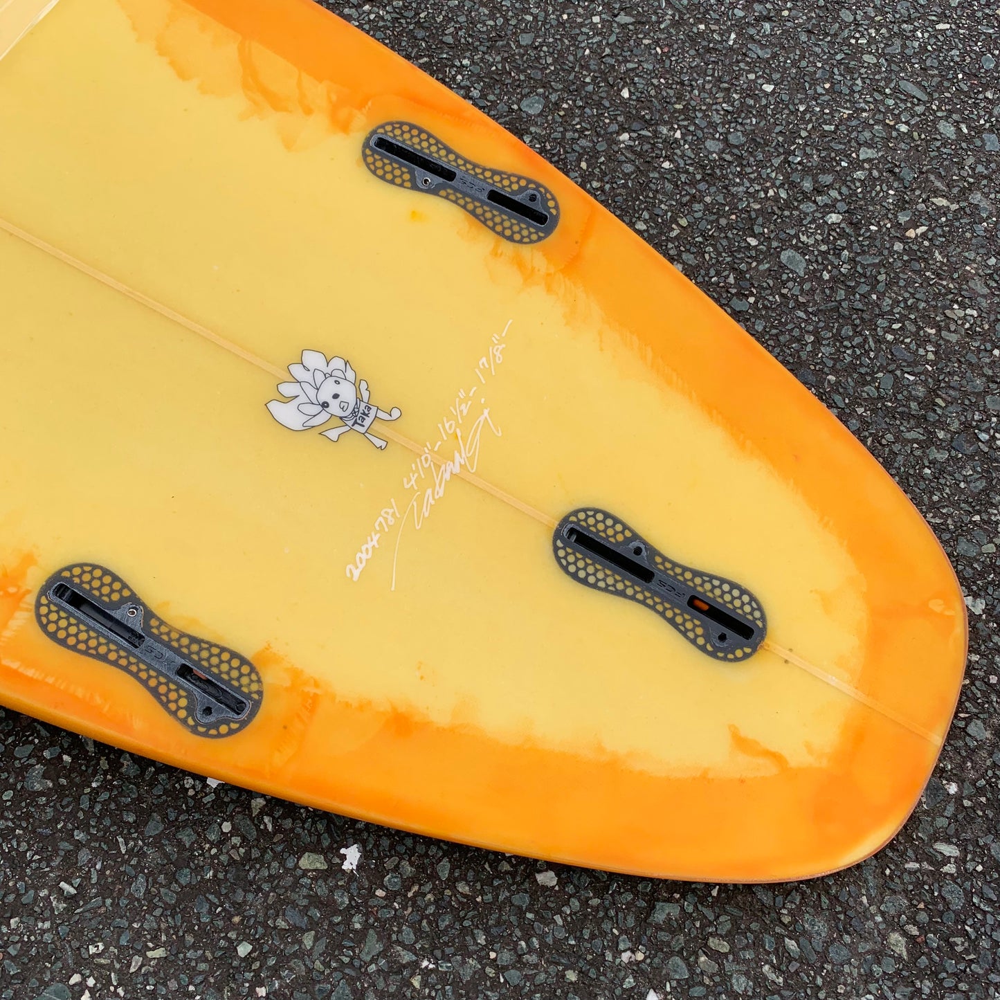 6surfboard 小学生 低学年用ボード 4’10”