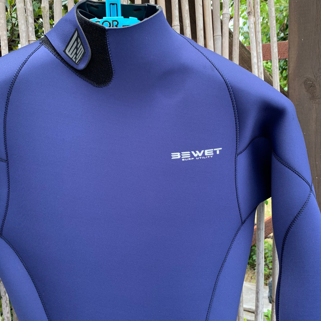 BEWET 【ビーウェット】サーフィン　ウェットスーツ