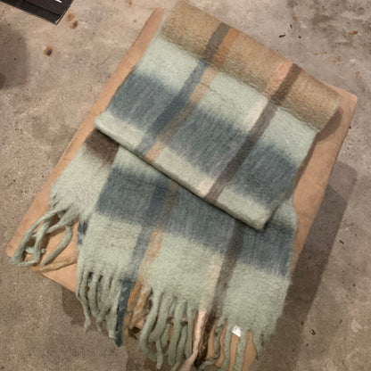 HB　男女兼用 ふわふわ フリンジ マフラー ストール 　全11柄