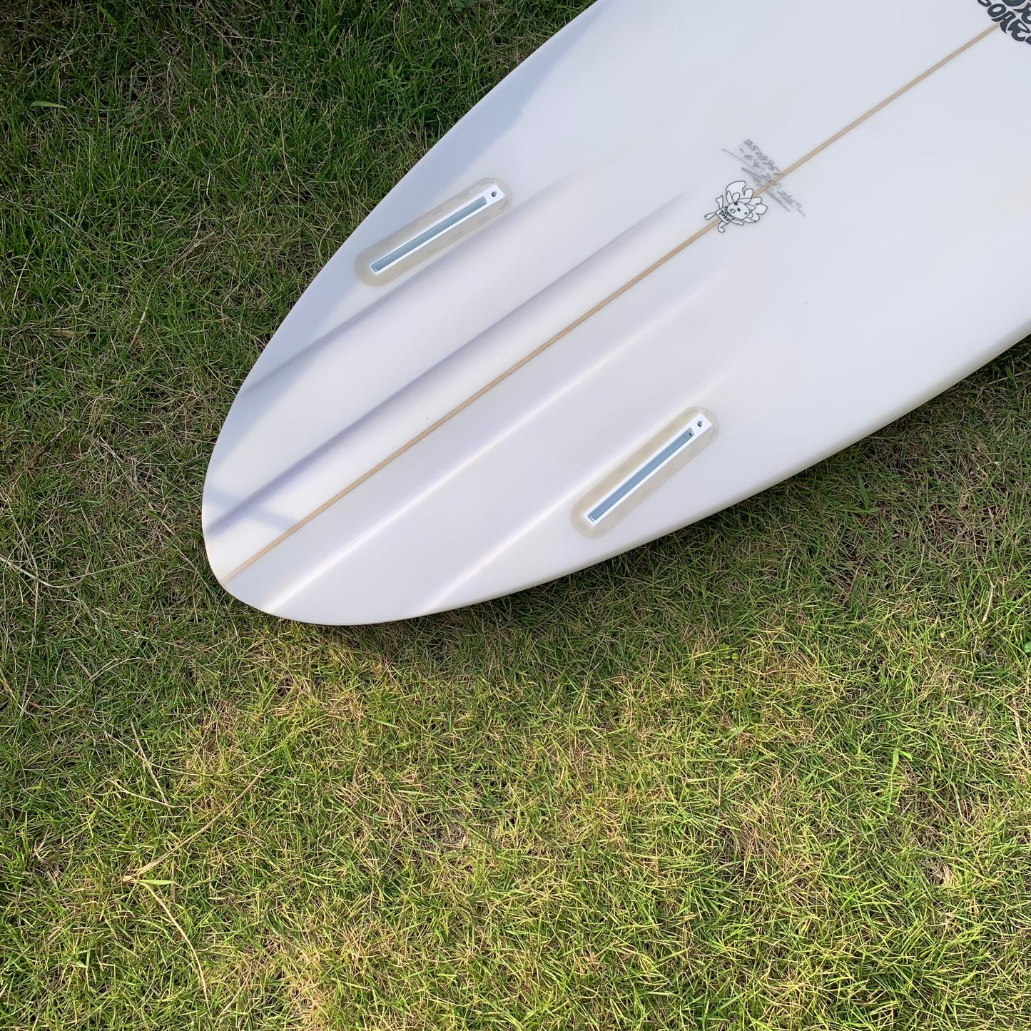 6surfboard チャンネルtwin 6’4”
