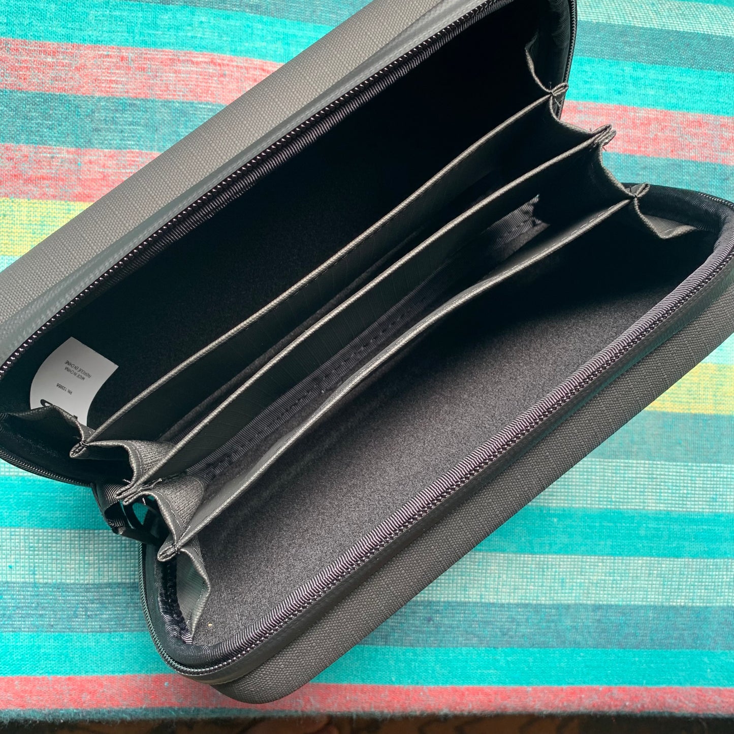 FCS エフシーエス FIN CASES フィンケース ４SET ショートボード用 フィンウォレット サーフィン