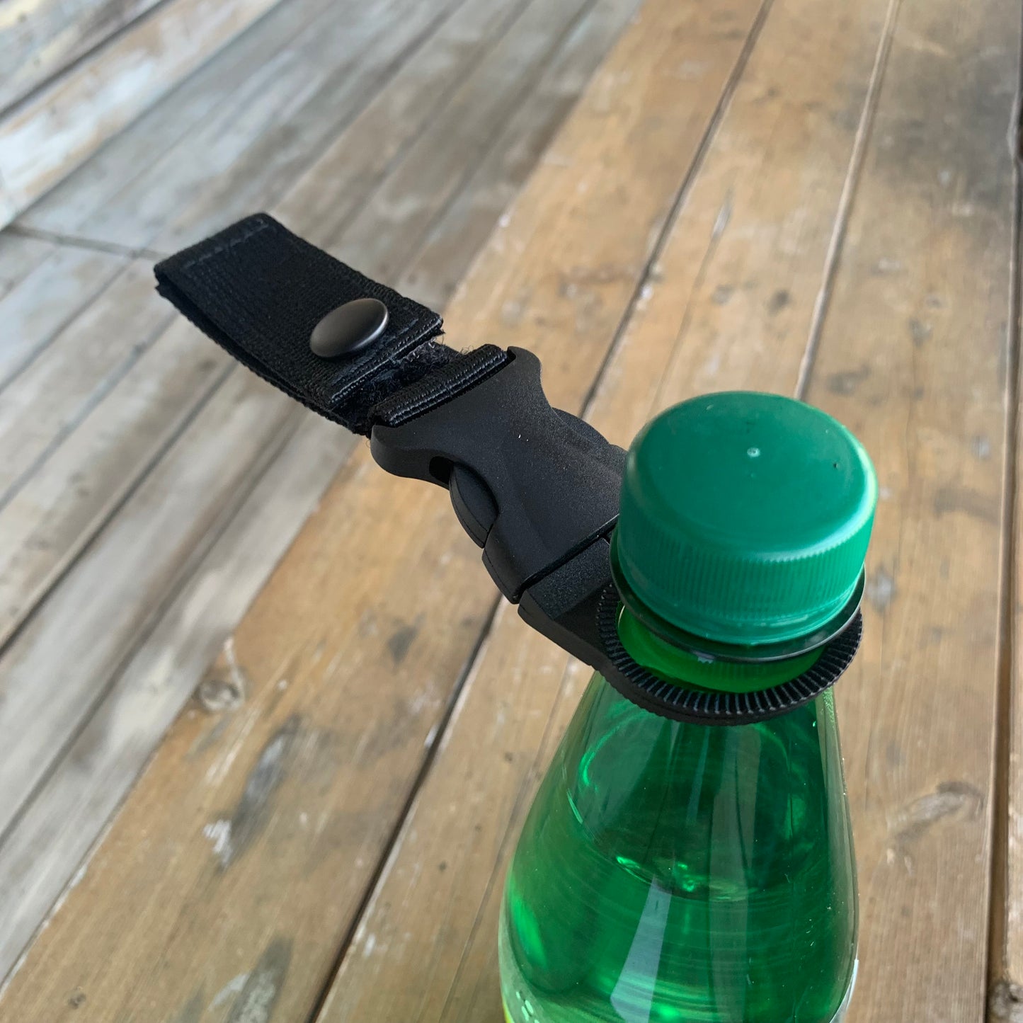 ペットボトル　ホルダー