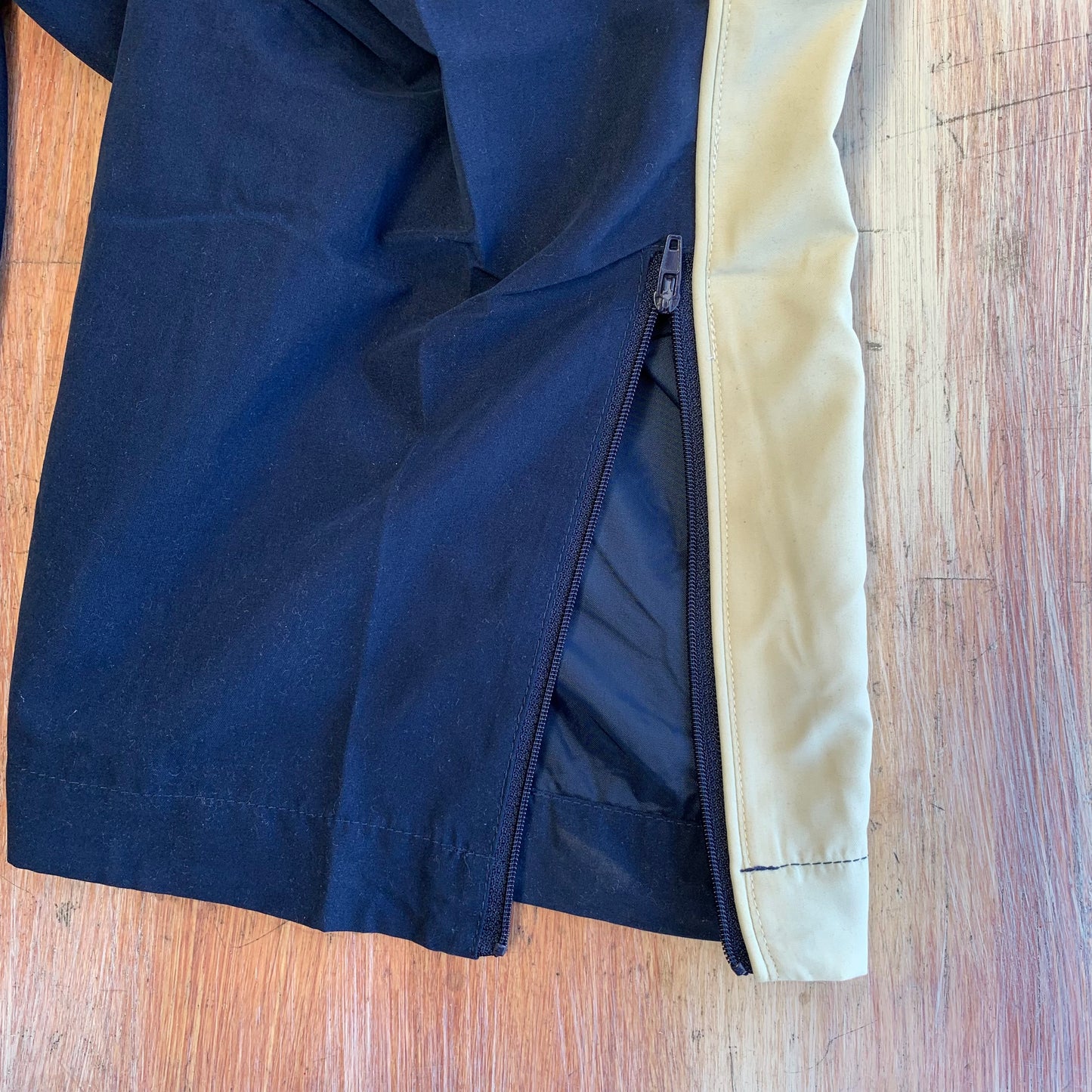 フランス製　サンシール トレーニングパンツ　【USED】 XXLサイズ
