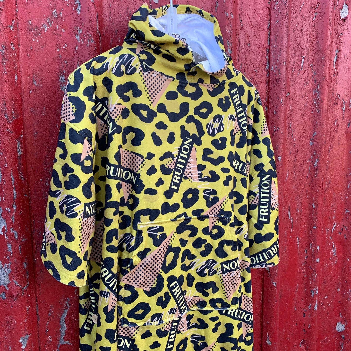 FRUITION マイクロファイバーポンチョ LEOPARD　YELLOW