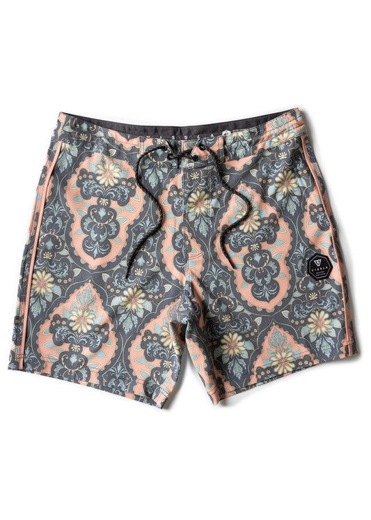 VISSLA【ヴィスラ】Mundaka 17.5" Boardshort　サイズ31インチ