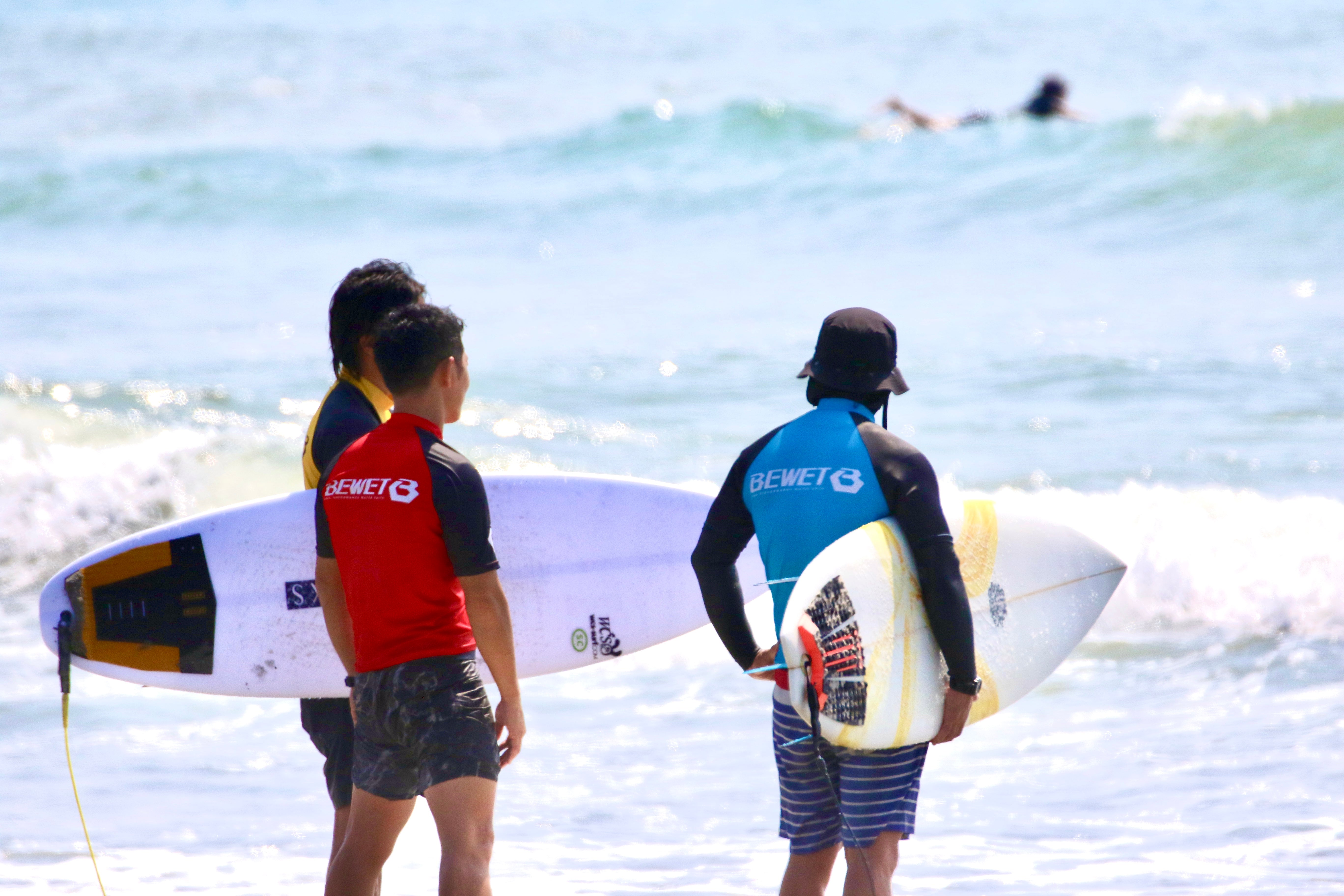 2025 RASH サーフポンチョ新品 RASH WET SUITS 2025 RASH サーフ